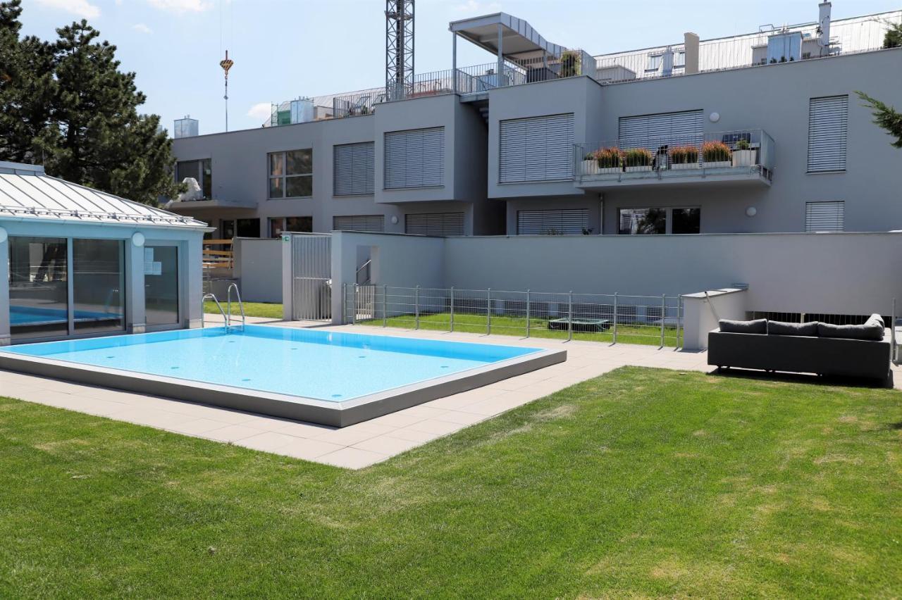 Rooftop Terrace, Free Garage Parking And Pool! ウィーン エクステリア 写真